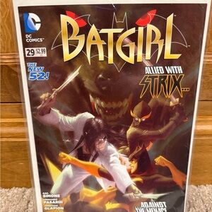 DC Comics Batgirl Issue 29 - Red, Black, White Cover